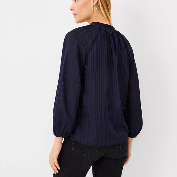 Ann Taylor Tie Neck Tunic Top Deep Navy Blue Longsleeve L Large - Picture 2 of 9